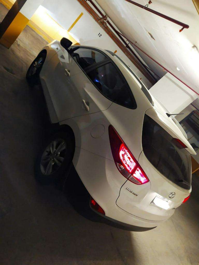 Hyundai Tucson 2.0 gl 5mt 2wd