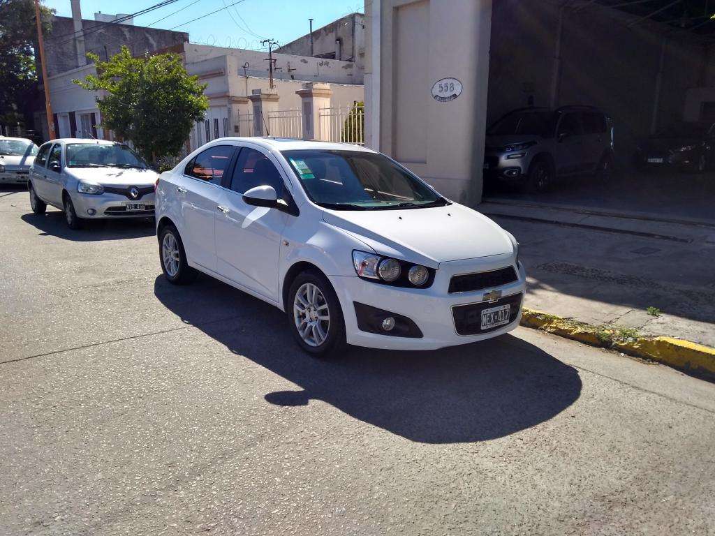 Chevrolet Sonic 1.6 LTZ Automático c/Baúl 