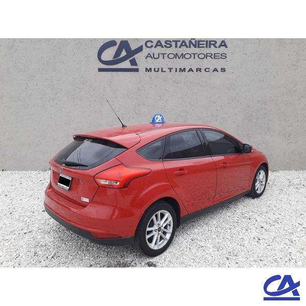 FORD FOCUS ROJO!!!!!