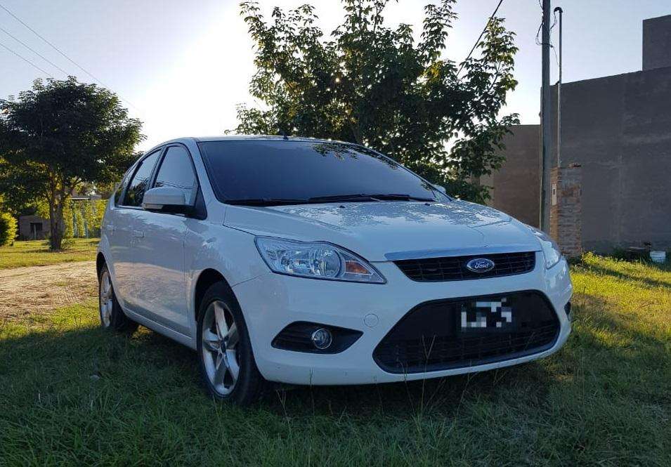 FORD FOCUS 2.0 TREND PLUS 5P 