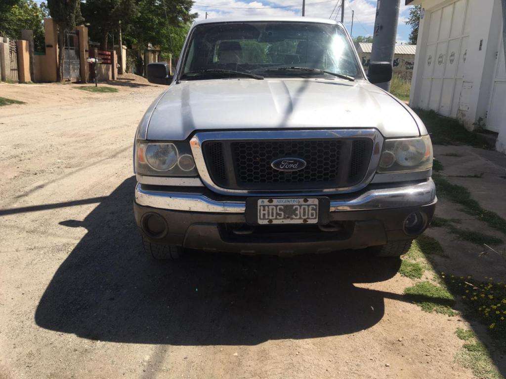 Ford Ranger x4 xlt 30 doble cabina