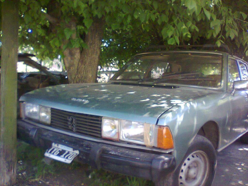 Peugeot 604 año 