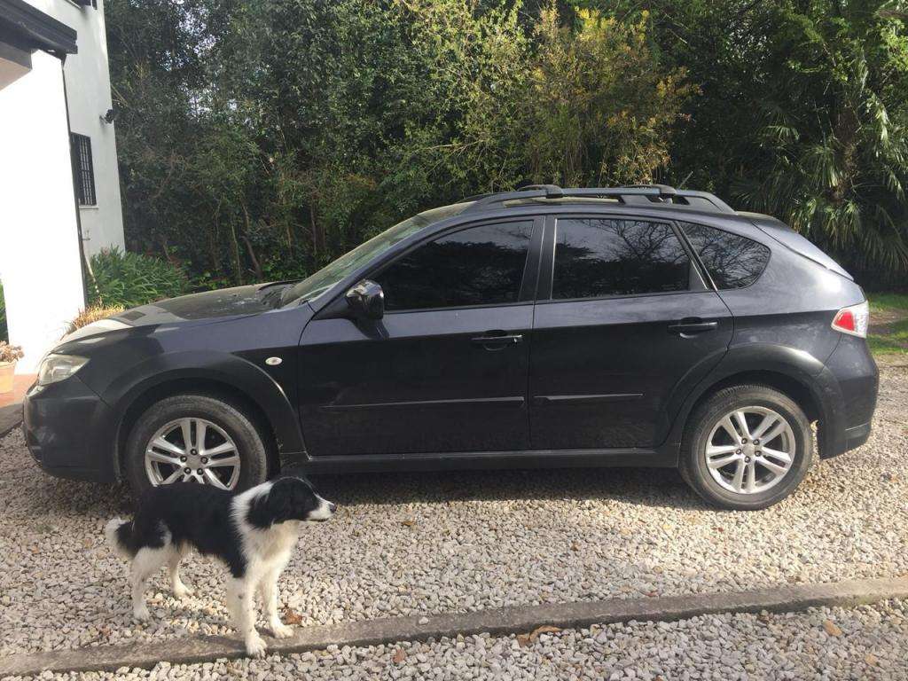 VENDO CAMIONETA SUBARU 