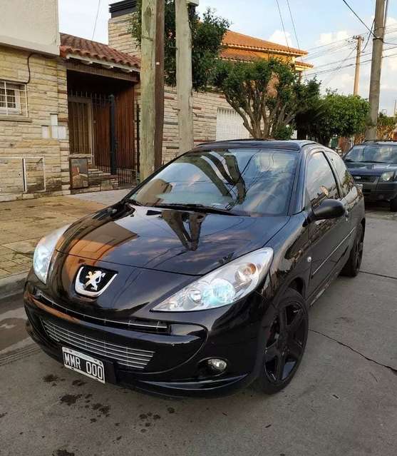 Peugeot 207 Compact Feline