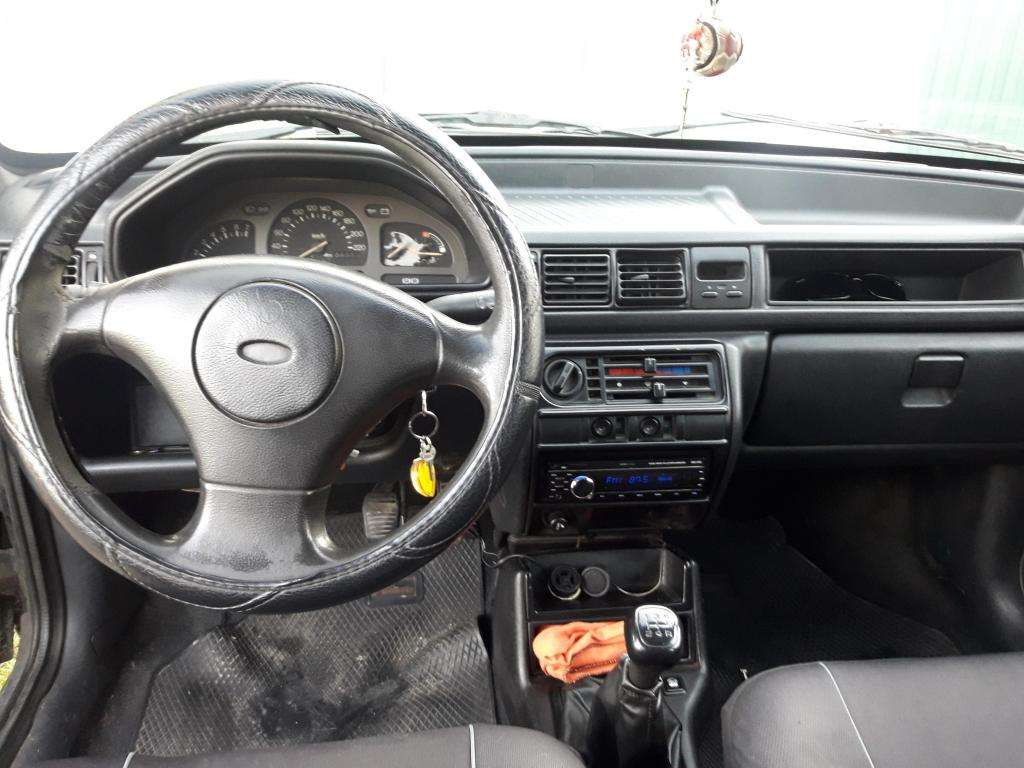 VENDO Ford Fiesta Español 1.4 CLX