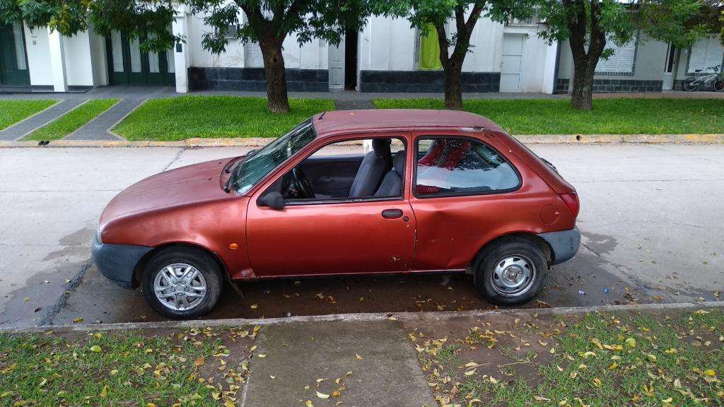 Vendo Ford Fiesta Modelo 96