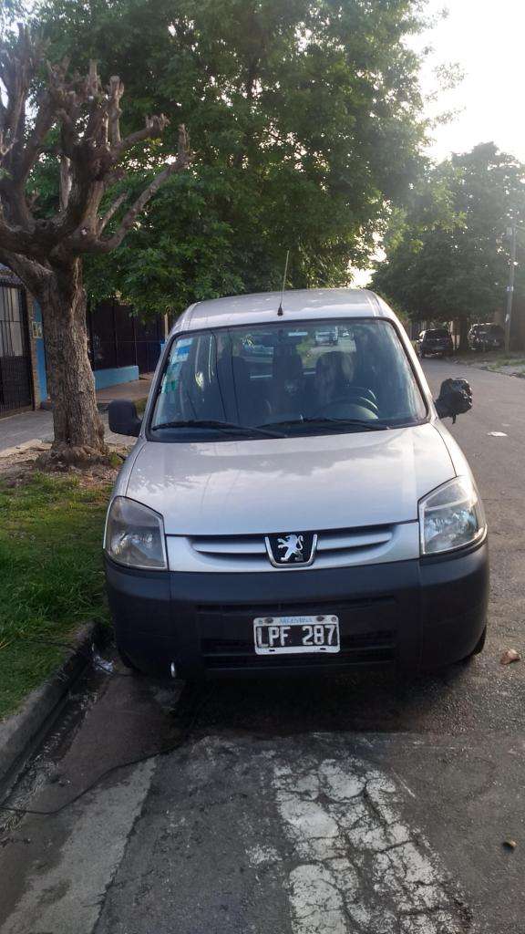 Vendo Peugeot Partner Equipada 