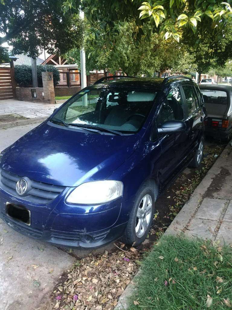 Volkswagen Suran Highline 