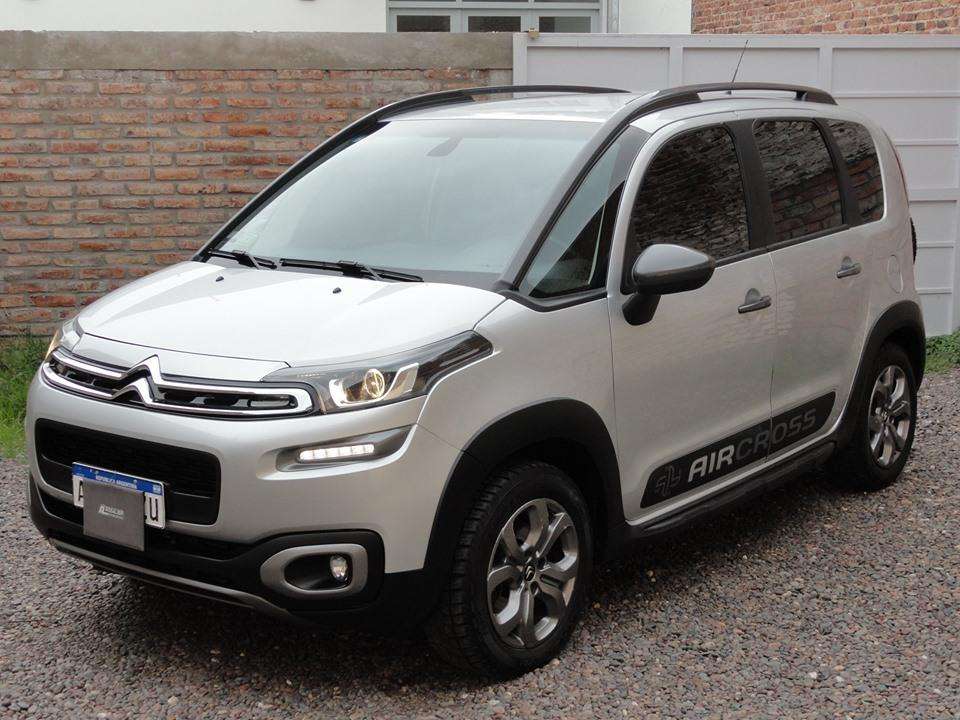 C3 AIRCROSS SHINE KM