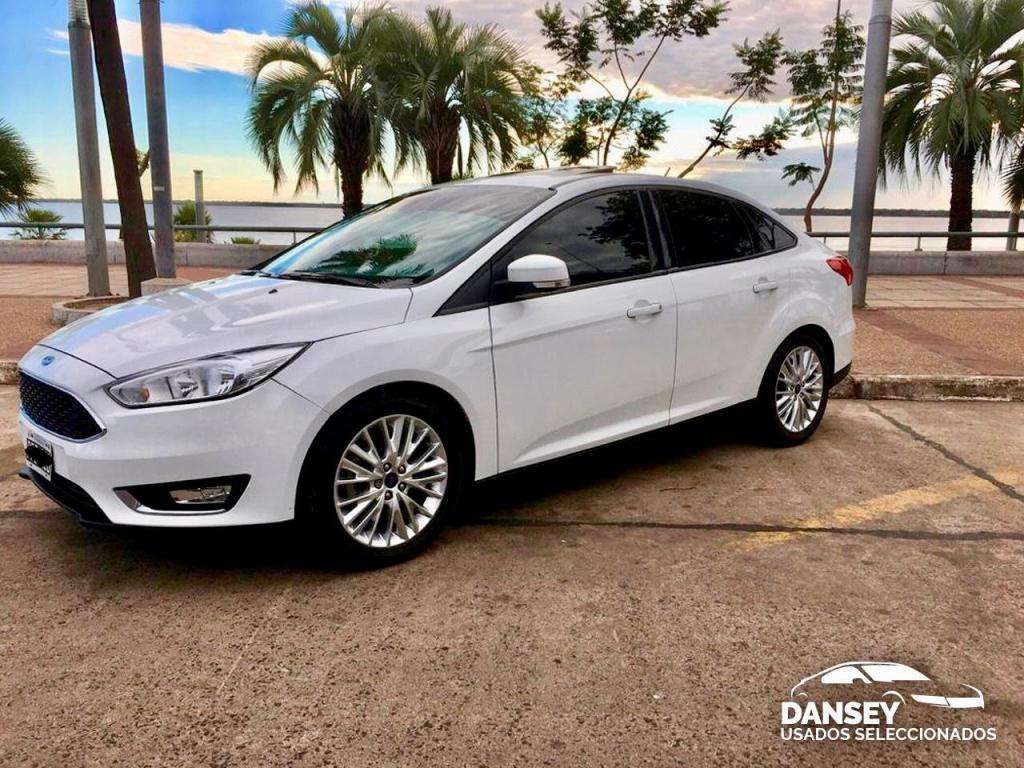 FORD FOCUS SE PLUS POWERSHIFT 