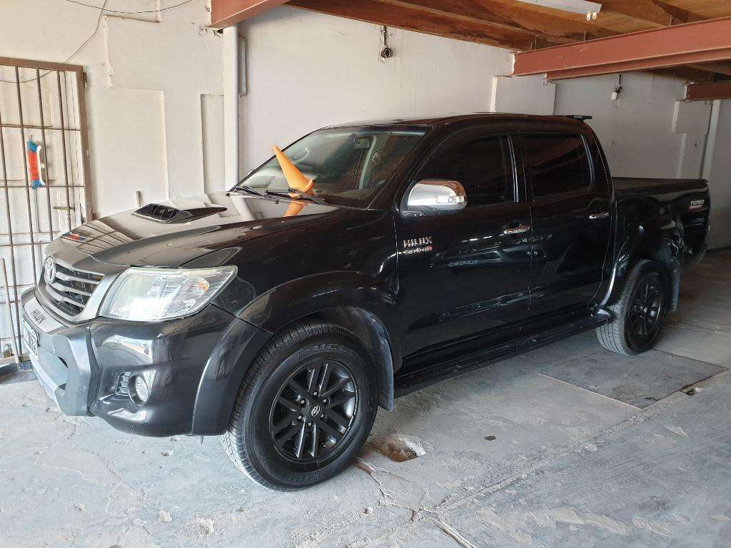 Hilux Srv  Cuero