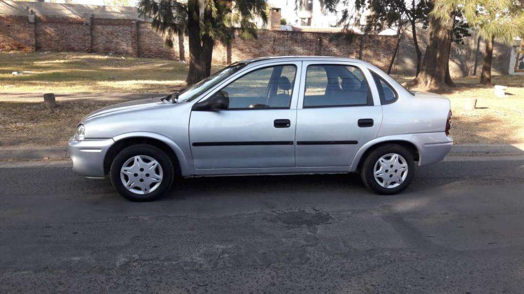 Vendo Chevrolet Corsa 08