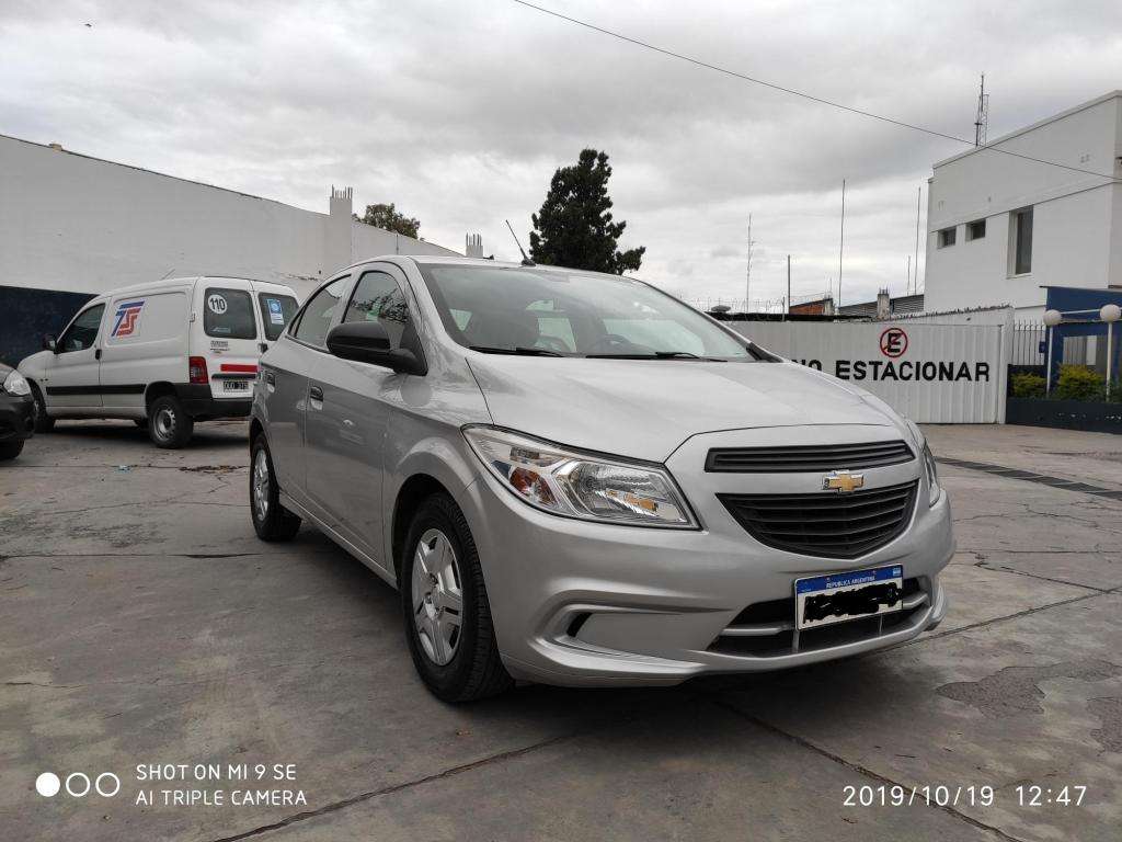 CHEVROLET ONIX JOY PLUS  KM  NUEVO!!