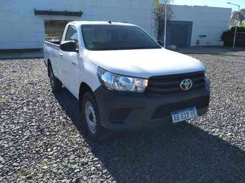 Toyota - Hilux 4x4 Cs Dx 6mt 2.4 Tdi 