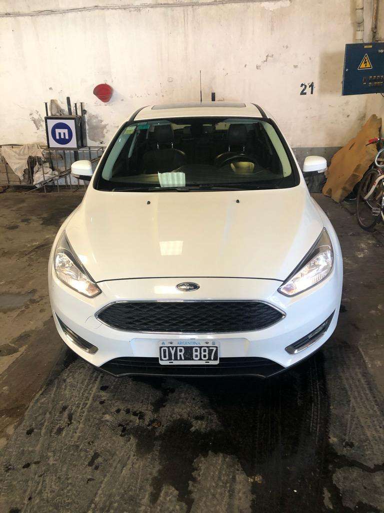 Auto Ford Focus  Se Plus Manual