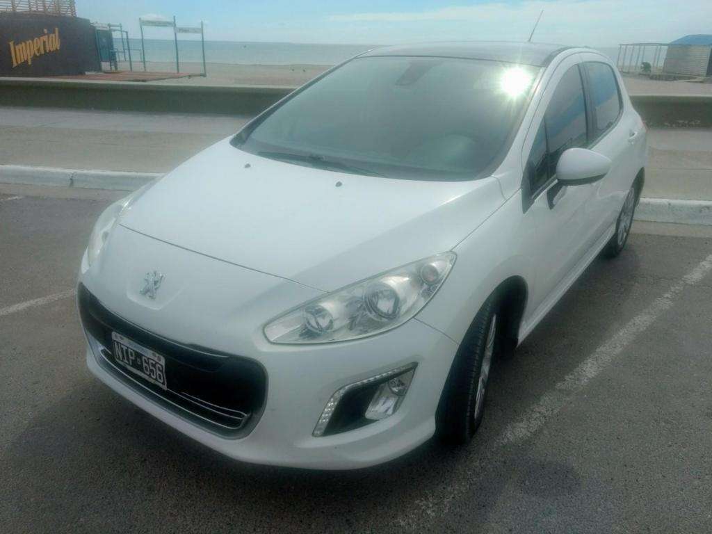 Vendo Peugeot N Allure NAV 115HP Mod.