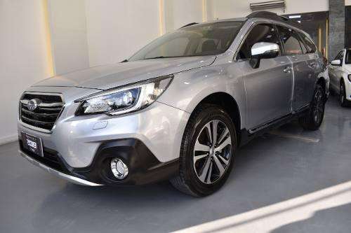 Subaru Outback  Limited - Carcash