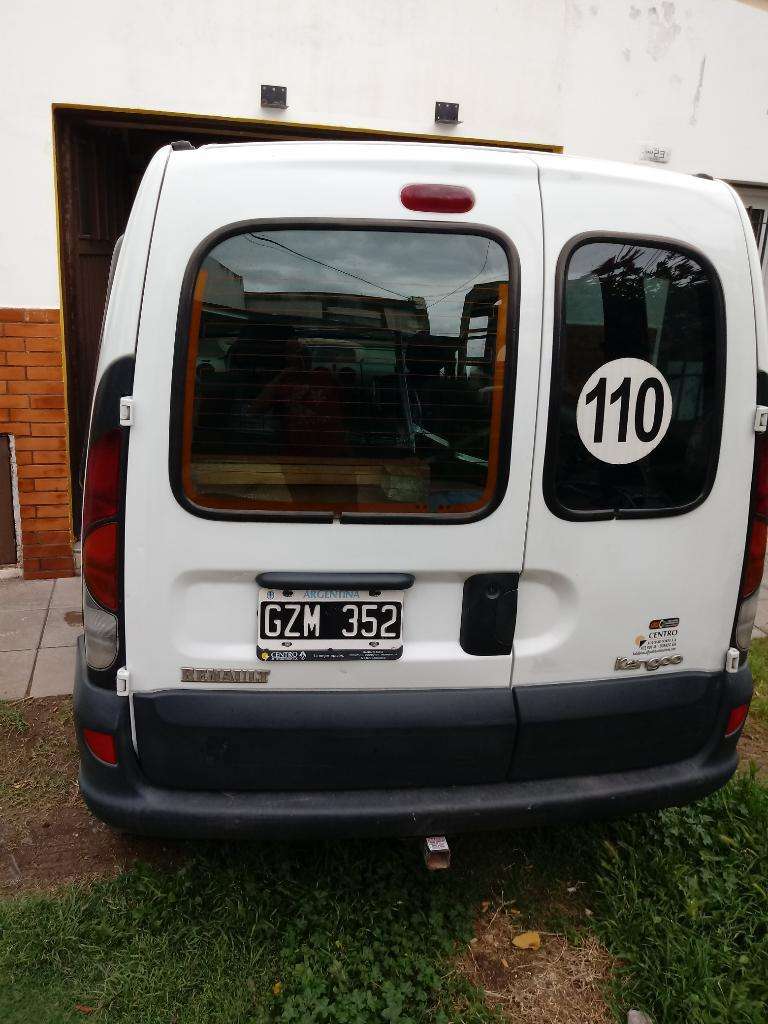 Vendo Kangoo Diesel  Cel: 