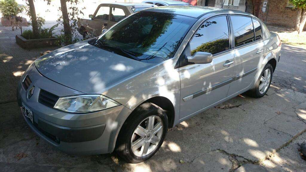 Vendo Impecable 1.5 Dci Privileg