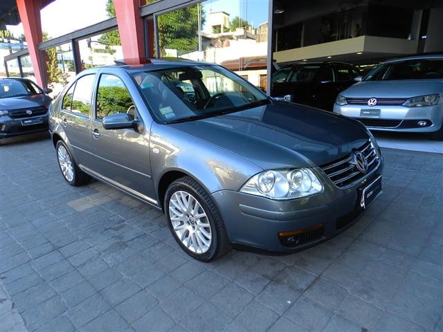 Volkswagen Bora 1.8t Highline Tiptronic Cuero