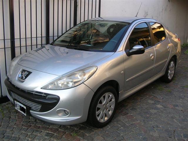 Peugeot 207 Compact 4P 1.6 Nafta XT Tiptronic (110cv)