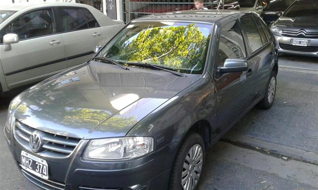 Volkswagen Gol Power 5P cv)