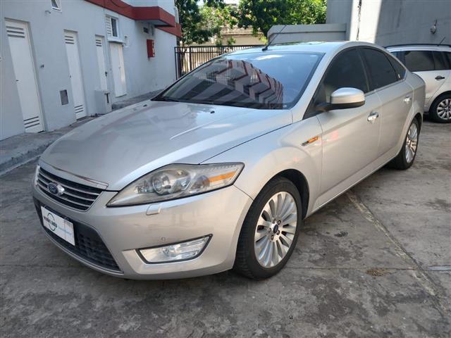 Ford Mondeo 2.0i Ghia